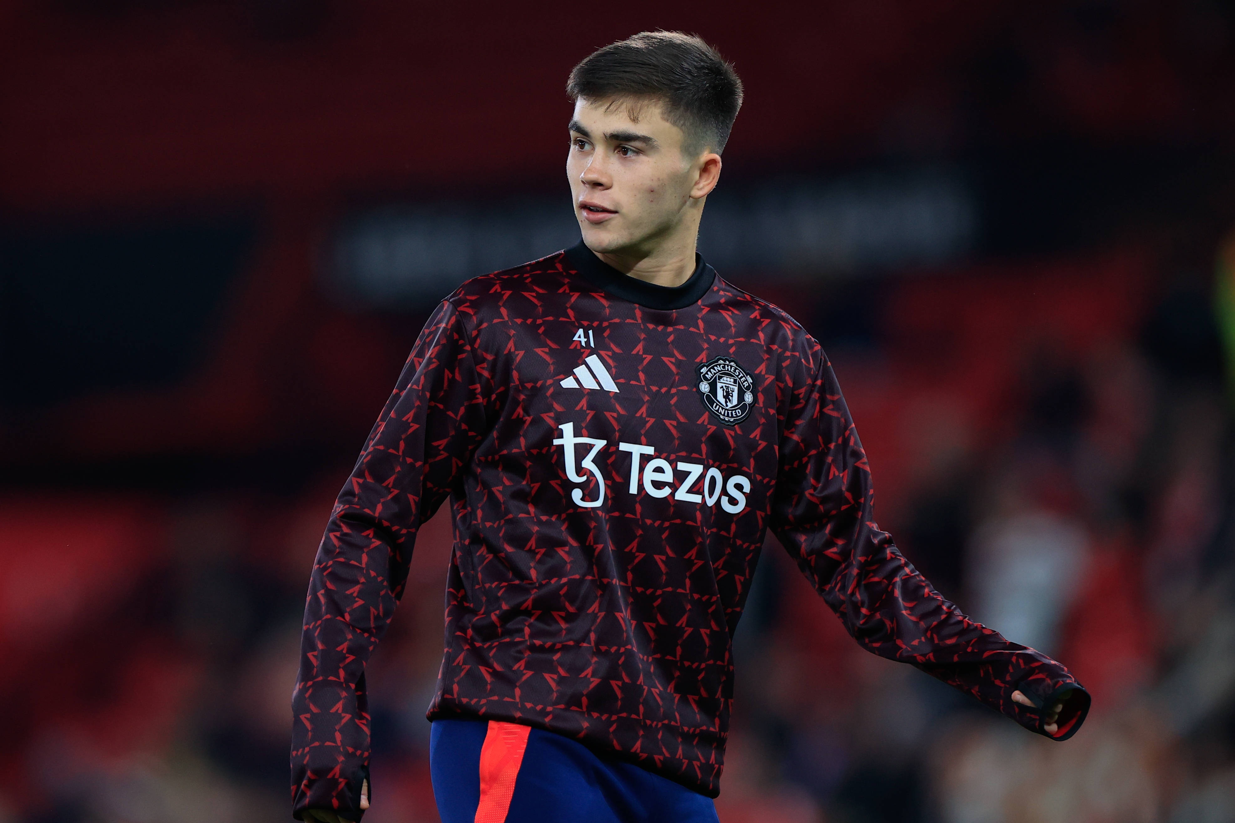 曼晚：曼联小将哈里·阿玛斯归队，下半赛季租借英冠诺维奇